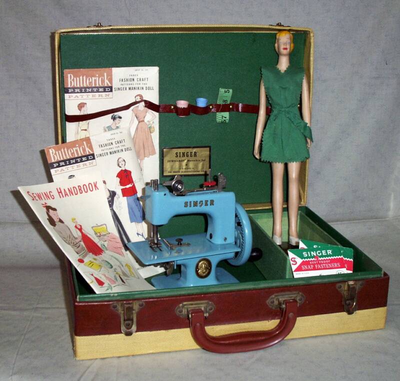 Shelly Burge toy sewing machine