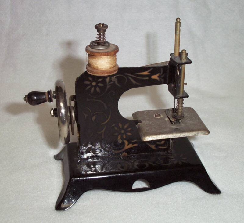 Shelly Burge Toy Sewing Machine