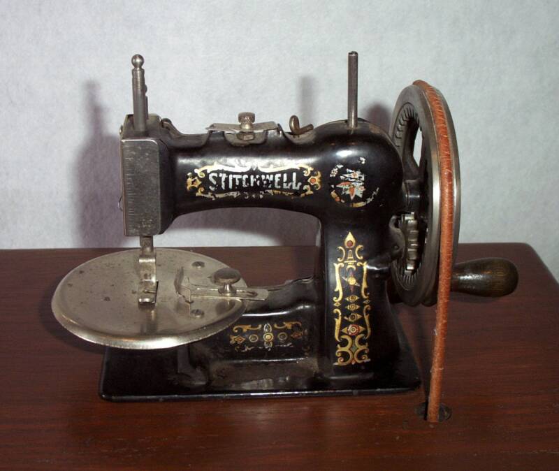 Shelly Burge Toy Sewing Machine