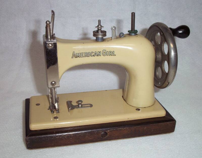 Shelly Burge Toy Sewing Machine